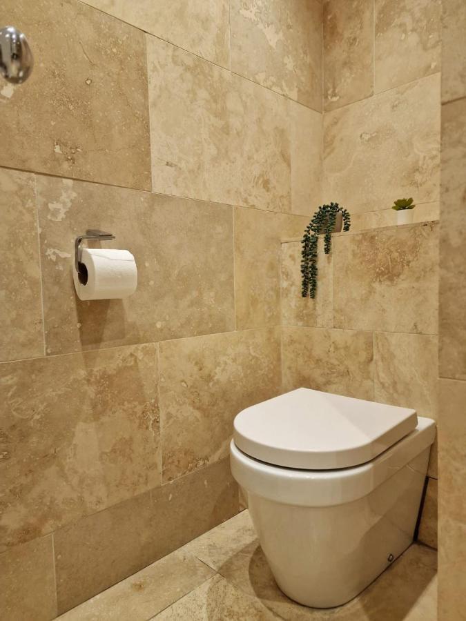 3 Bedrooms Flat Near Russell Square Londra Esterno foto